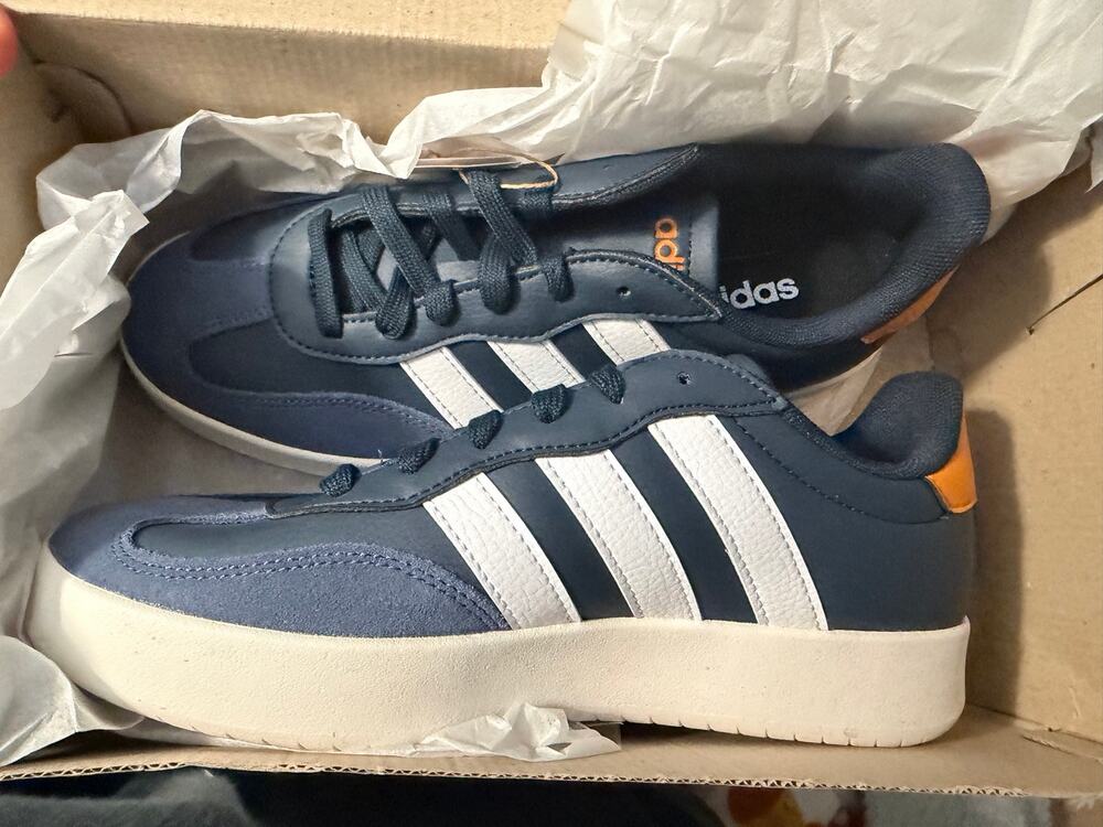 Adidas Barreda Men’s 7 Navy White Orange Sneakers NIB JI2310 MSRP $65